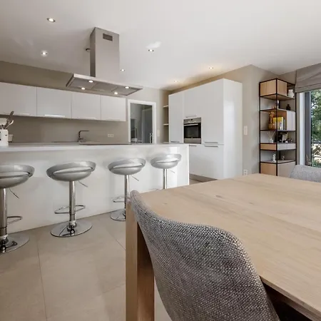 Bergamot Apartment